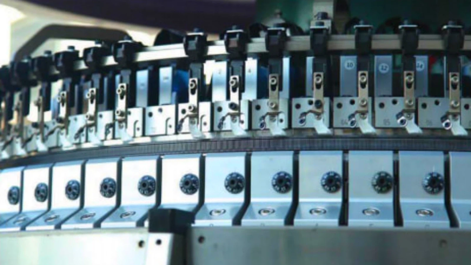 product-1600-900 product-1600-900